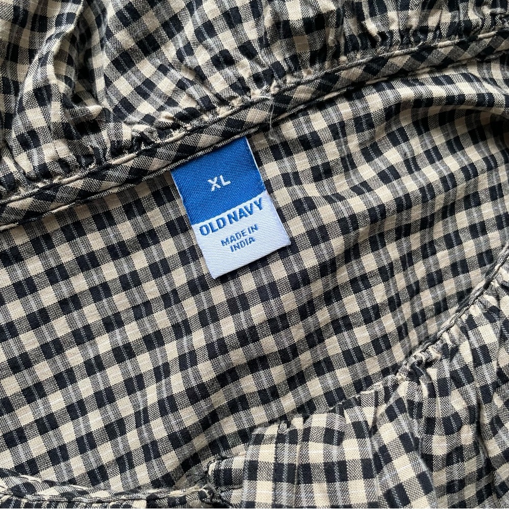 Women’s Old Navy Plaid Ruffle Shirt - Picture 10 of 13